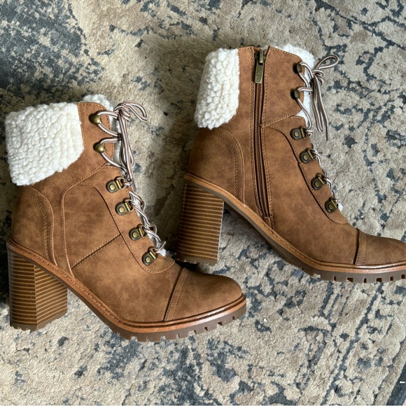 Nine West Boots - Picture 2 of 3